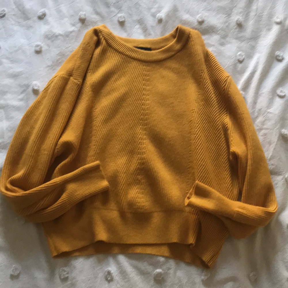 Zara knot crop sweater NWOT